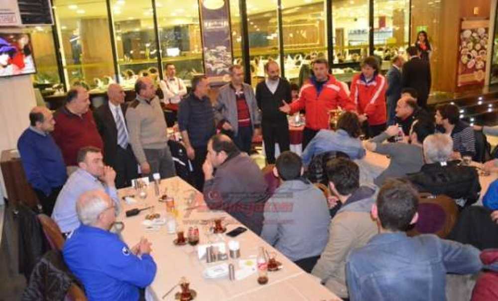 Çorlu Aslanspor'dan Şampiyonluk Yemeği