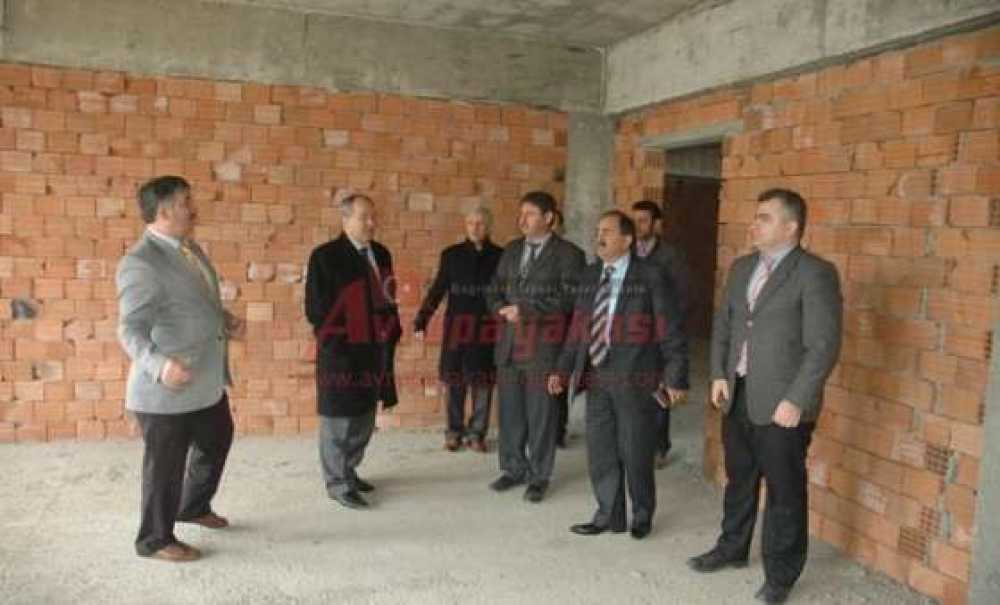 Çorlu Anadolu İmam Hatip Lisesi`nin Yeni Binası Hızla Yükseliyor