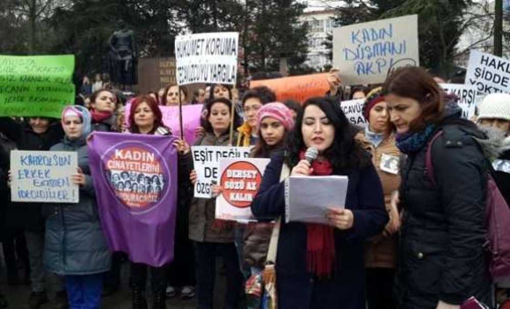 Çorlu'da Kadınlardan Özgecan Yürüyüşü