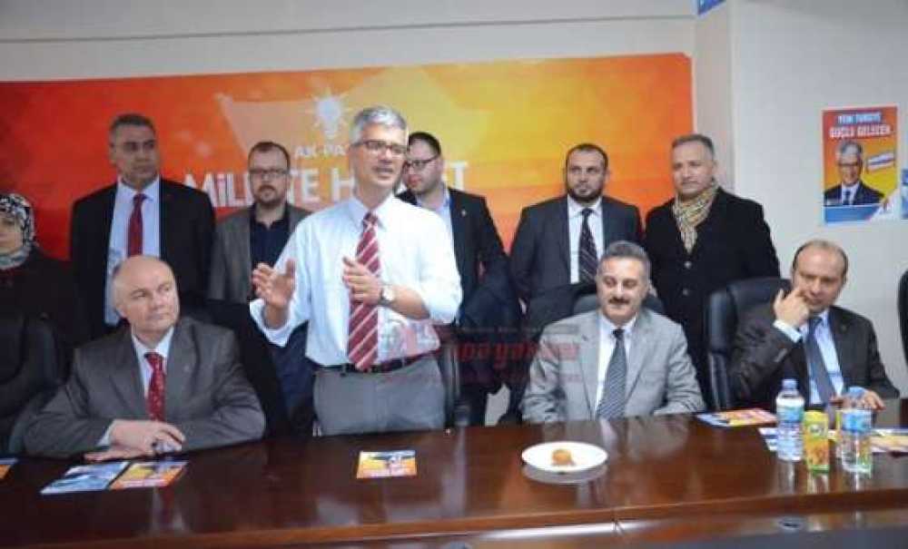 Op. Dr. Hakan Sunal Aday Adaylığını Açıkladı