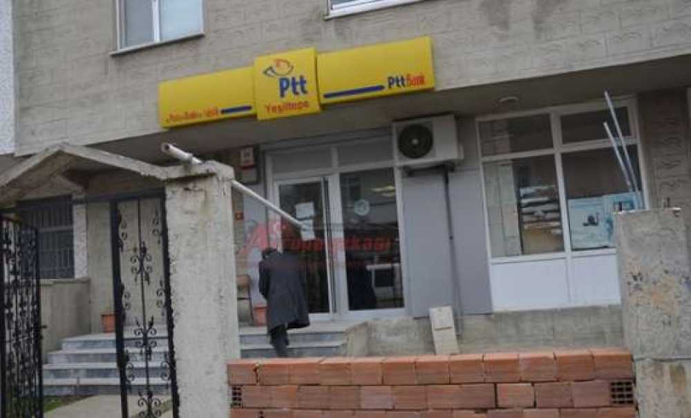 Ptt Şubesinde Silahlı Soygun