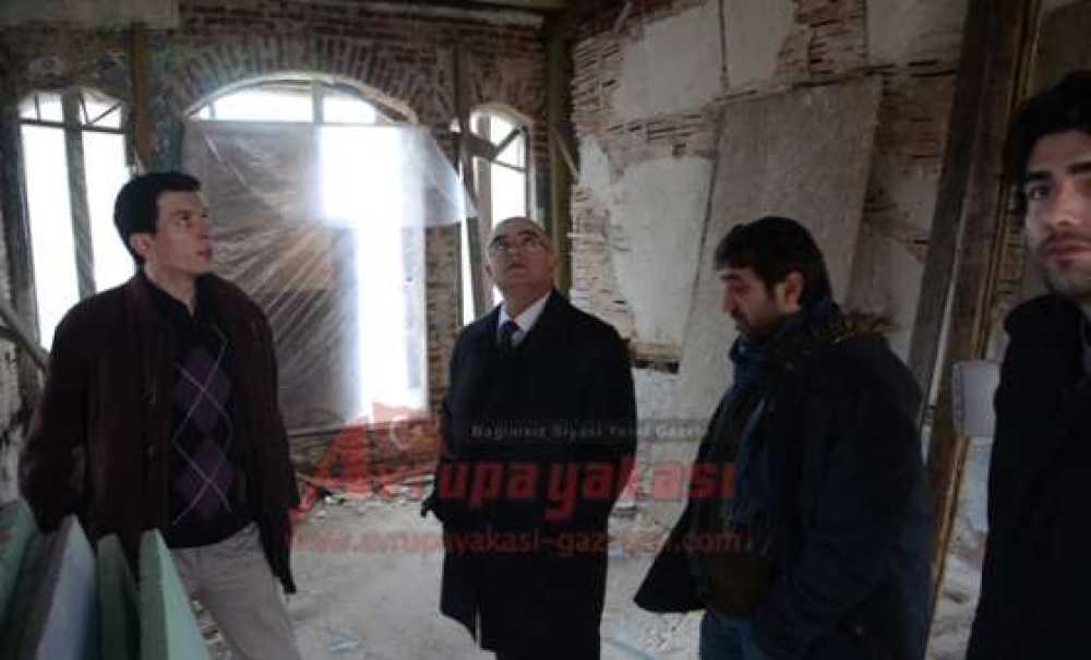 Başkan Baysan Restorasyonu Devam Eden Tarihi Belediye Binasını İnceledi