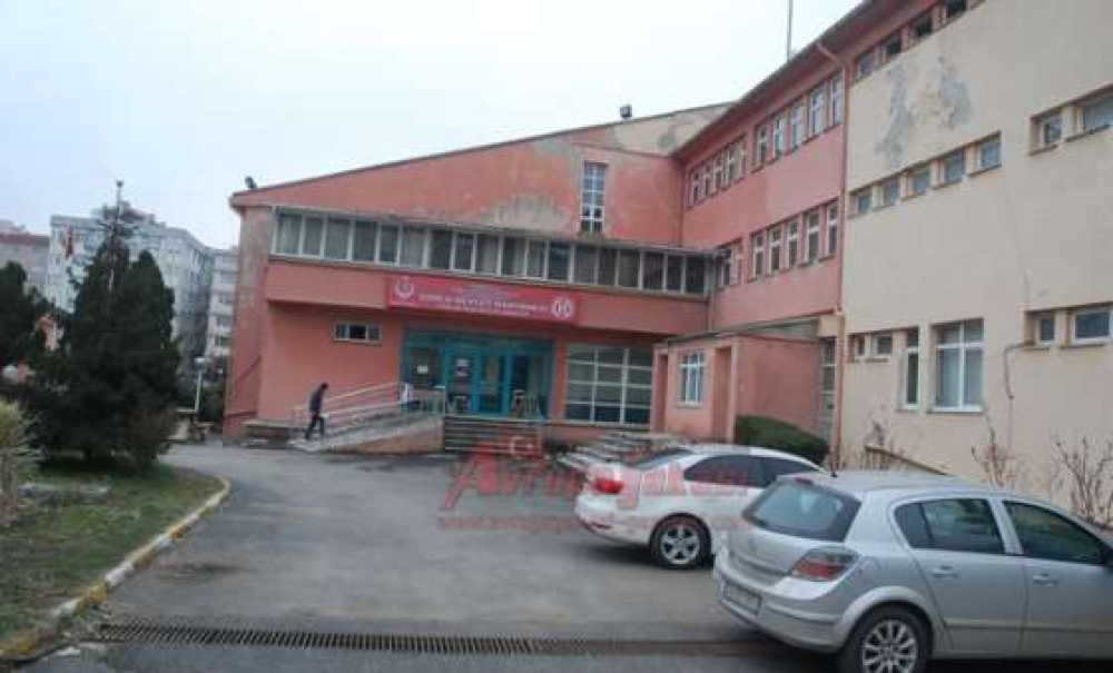 Yıkılmaya Yüz Tuttu