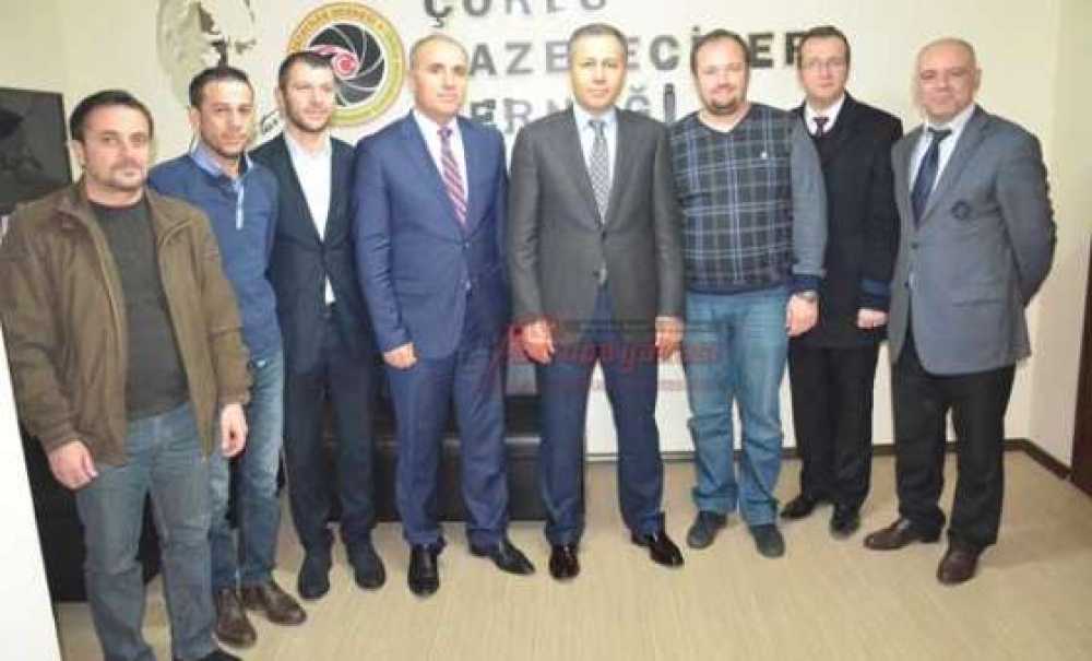 Vali Yerlikaya'dan Çorlu Gazeteciler Derneği'ne Veda Ziyareti