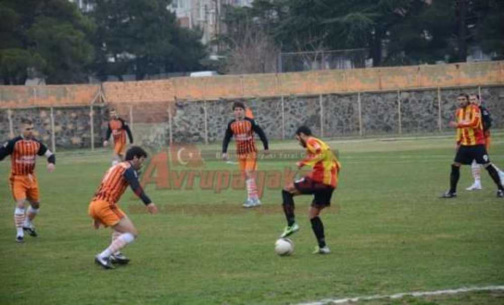 Çorluspor Lider Çorlu Gençlerbirliğispor Ile Karşılaşacak