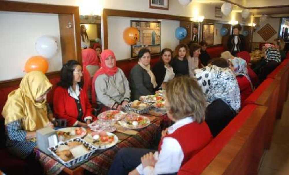 Erdurur Kadınlarla Kahvaltıda Buluştu