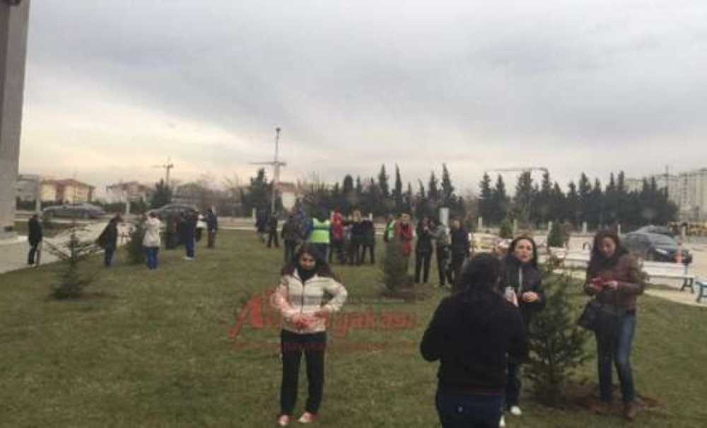 Çorlu Devlet Hastanesi'nde Ağaç Dikim Şenliği