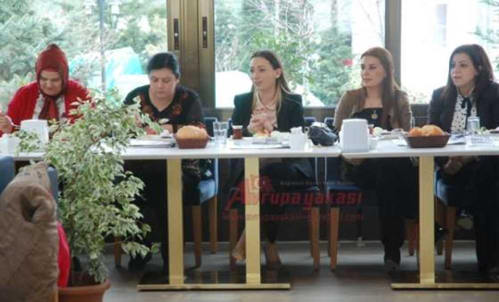 Ak Partili Kadınlar Kahvaltıda Buluştu