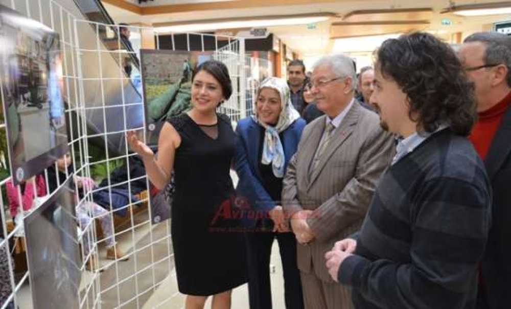 Emeğin Gücü İşçilik Fotoğraf Sergisi Açıldı