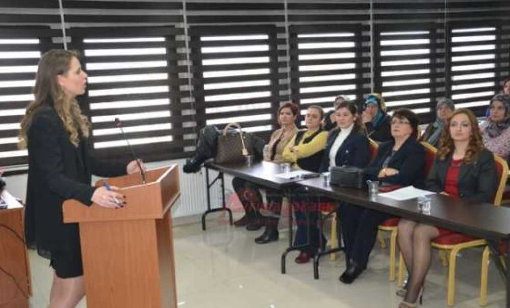 Kent Konseyi Kadın Meclisi'nden Aile Hukuku Semineri