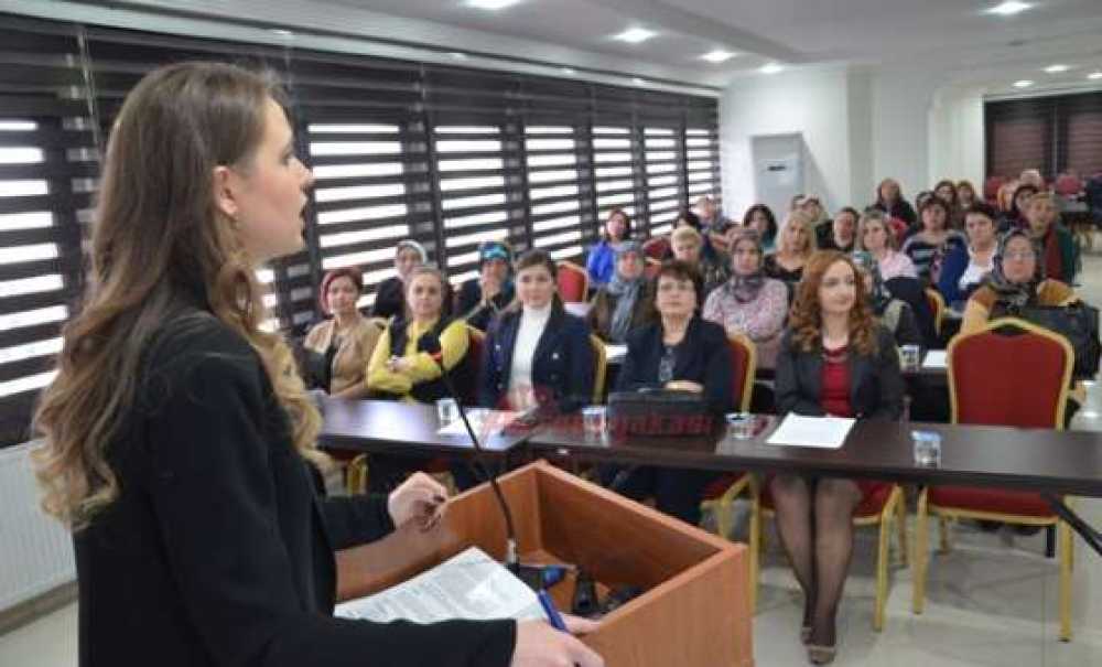 Kent Konseyi Kadın Meclisi'nden Aile Hukuku Semineri