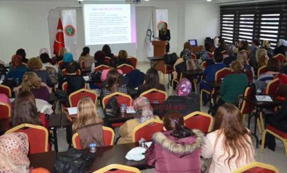 Kent Konseyi Kadın Meclisi'nden Aile Hukuku Semineri