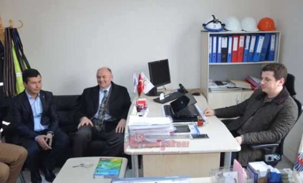 Ak Parti Tredaş'ı Ziyaret Etti