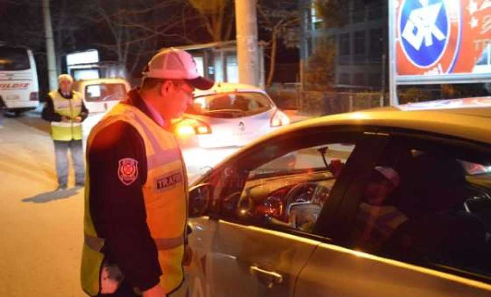 Trafik Ekiplerinden Gece Uygulaması
