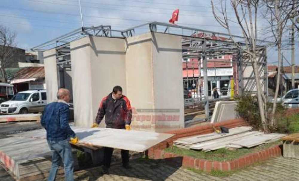 Muhtarlık Binası Bir Varmış Bir Yokmuş