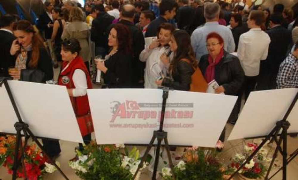 Orion`da Otizmli Çocuklar İçin Sergi Açıldı