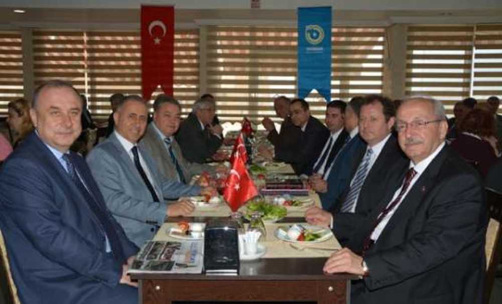 Kadir Ağabey Çorlu'yu Cezalandırıyor Mu?