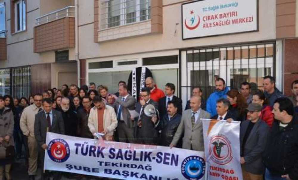 Çorlu'daki Sağlık Çalışanlarından Darp Edilen Meslektaşlarına Destek