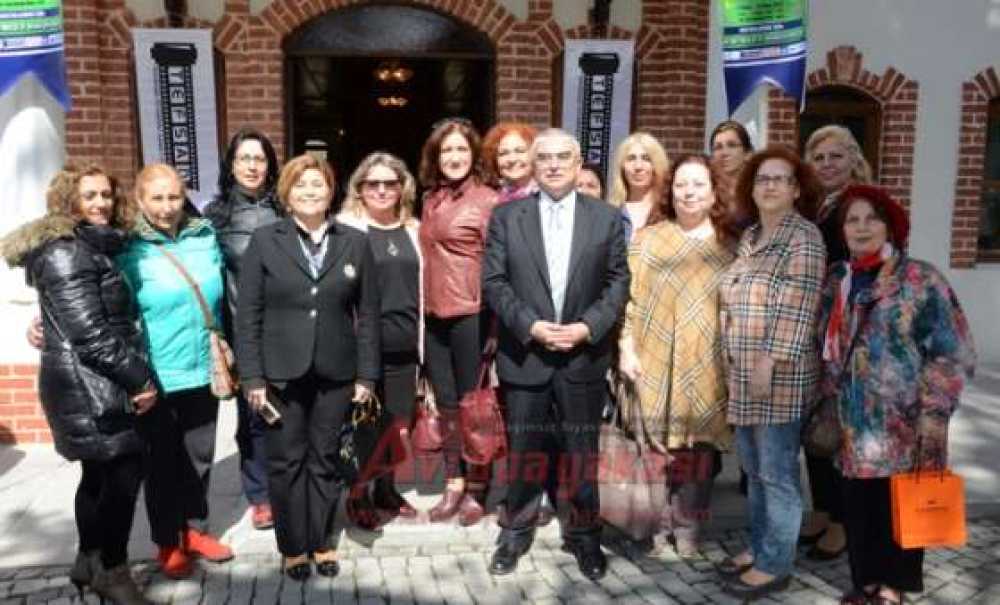 Otizm Günü Nedeniyle Fotoğraf Ve Resim Sergisi Düzenlendi