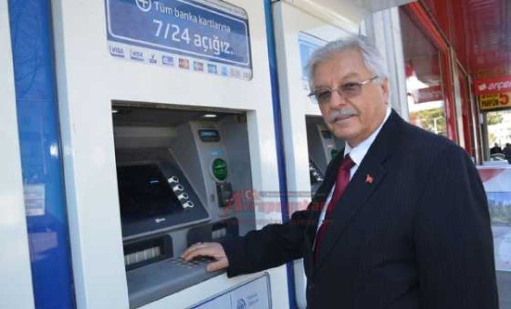 Milli Eğitim Müdürü Mustafa Güçlü'de ‘San Ki Bıraktı'