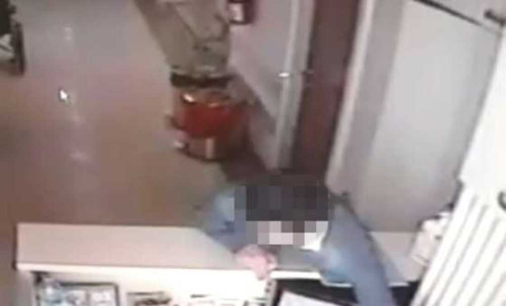 Hastanelerden Cep Telefonu Çalan Şahıslar Yakalandı