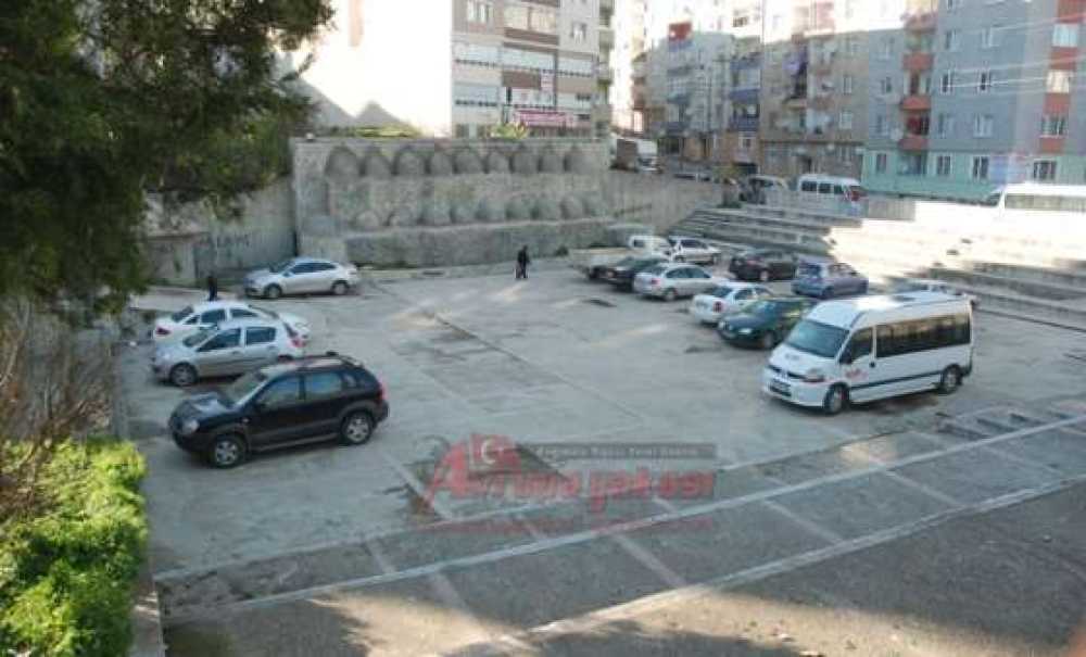 Çardaklı Çeşme Parkı Kaderine Terk Edildi