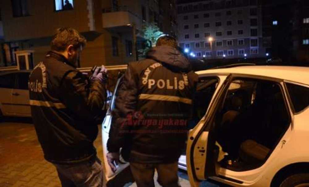 Park Halindeki Araçtan Cep Telefonu Çaldığı Öne Sürülen Şüpheli Yakalandı