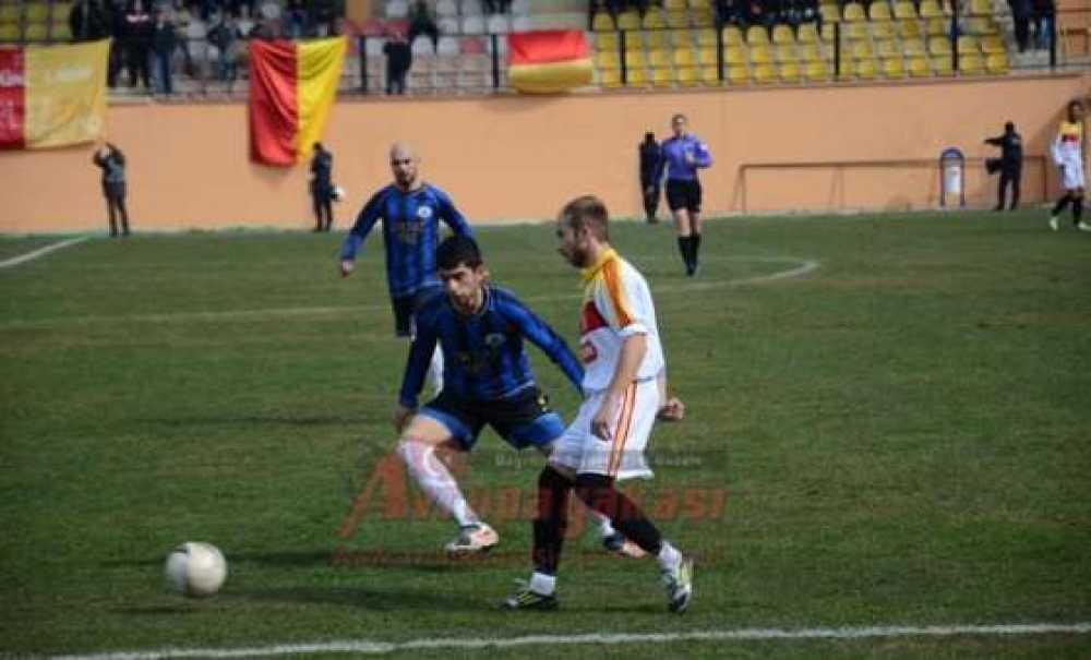 Çorluspor Lidere Teslim Oldu