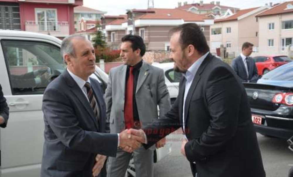 Vali Salihoğlu'ndan Çorlu Gazeteciler Derneği'ne Ziyaret