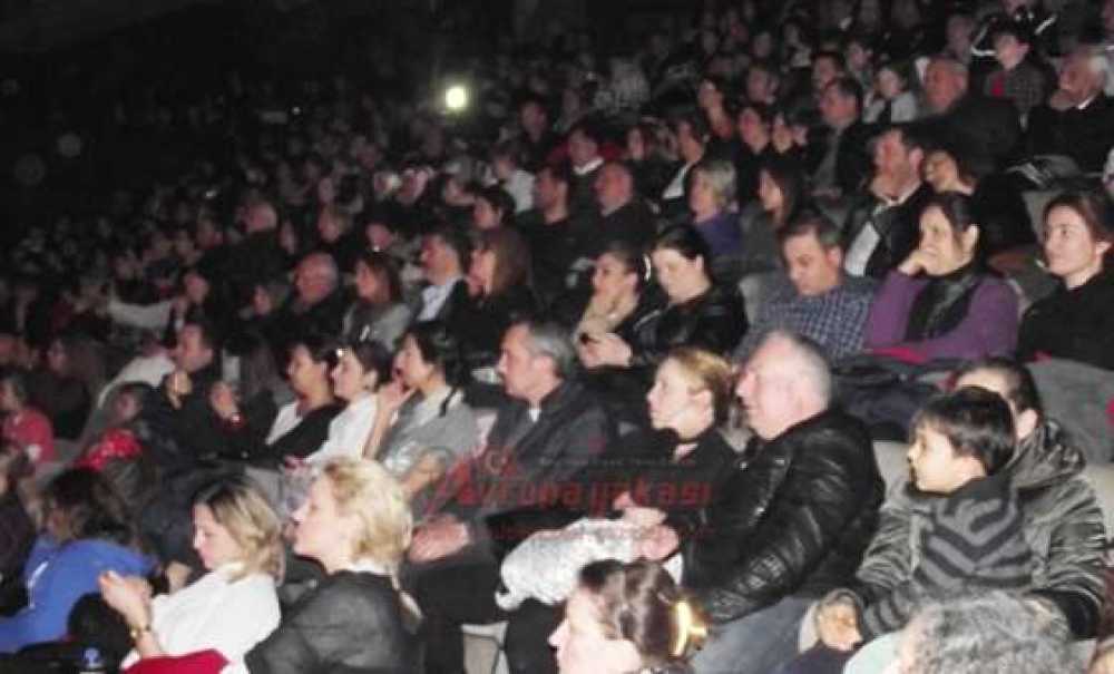 Kalpler Küçük Türküler Büyük