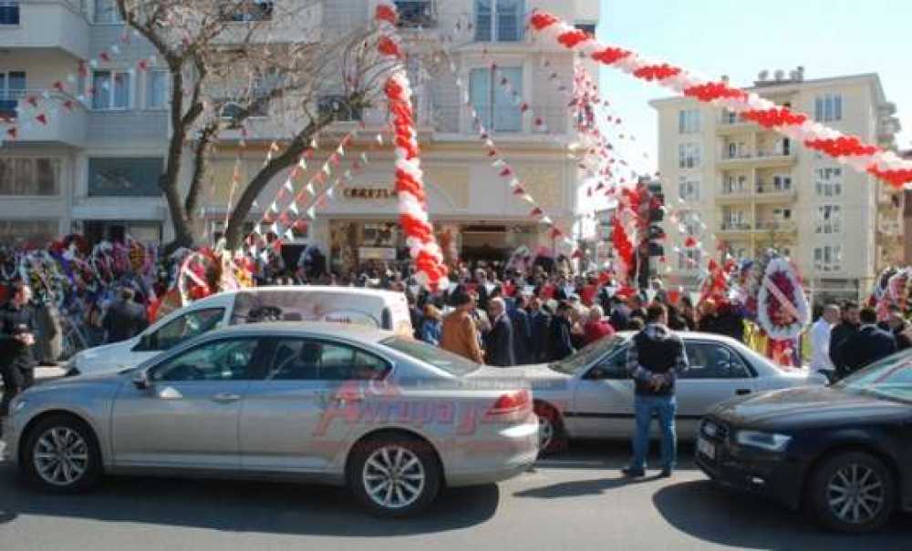 Sarıkadı Çerezland 3. Şubesi`ni Açtı