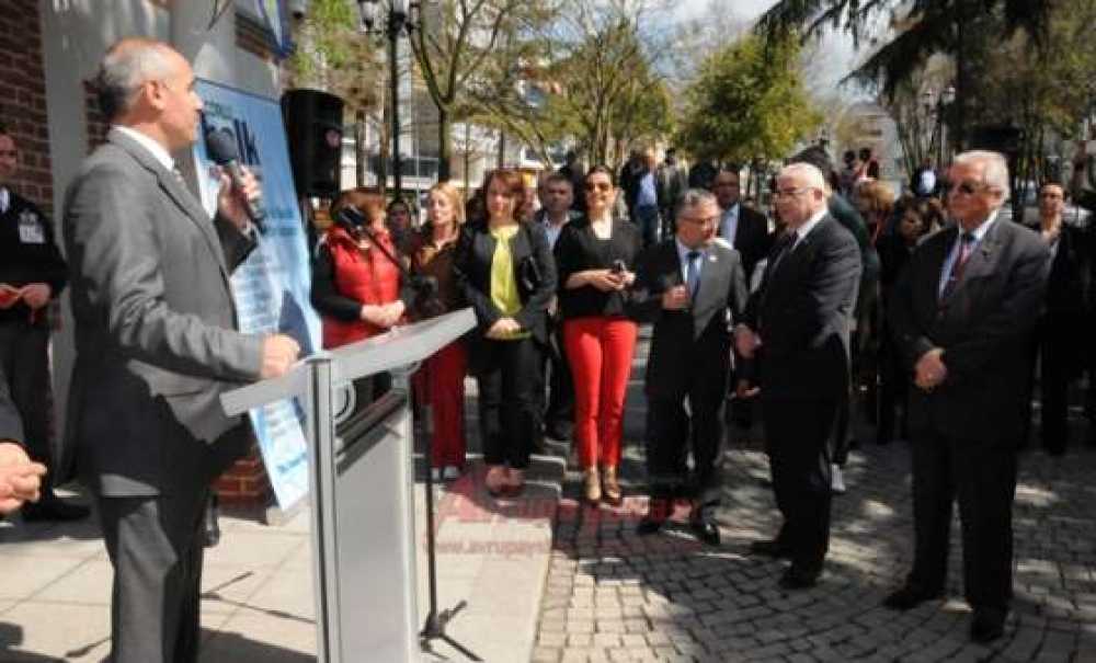 Geçmişten Günümüze Sanat Eserleri Sergisi Açıldı