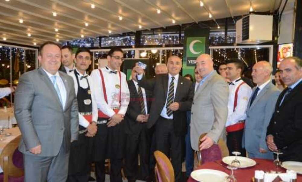 Kaymakam Kılıç Garsonlara Sigarayı Bıraktırdı