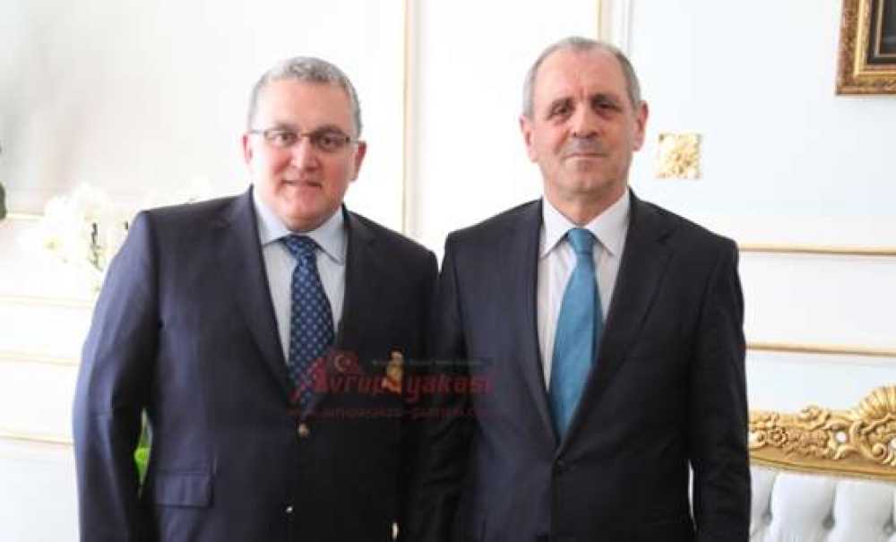 Zeki Gümüş'ten, Vali Salihoğlu'na Ziyaret