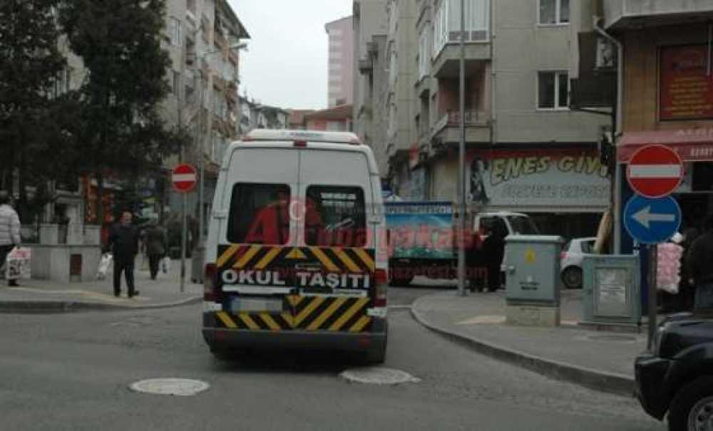 Kurallar Da Tabelalar Da Durdurmuyor