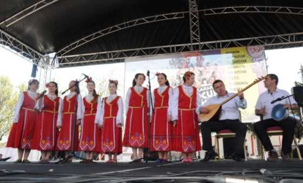 Konuk Öğrenciler Gösterilerini Sundu