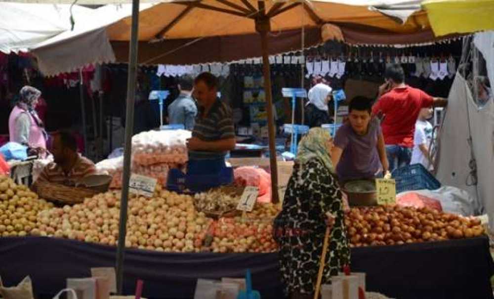 Pazarcılar Odası Başkanı Enver Şengelir;“Ürünler Çok Düşük Fiyata Satılmaktadır”