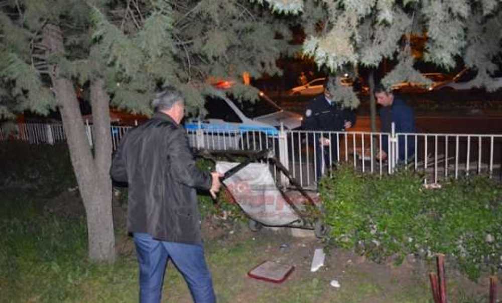 Devletin Malını Yağmalıyorlar