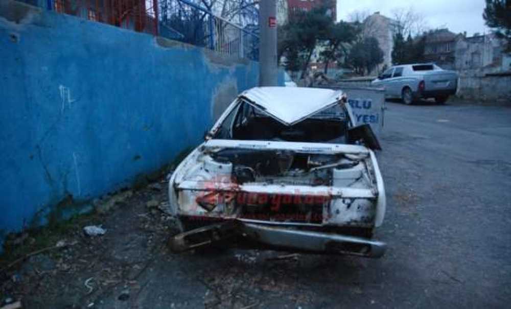 Hurda Araç Kaldırılmayı Bekliyor