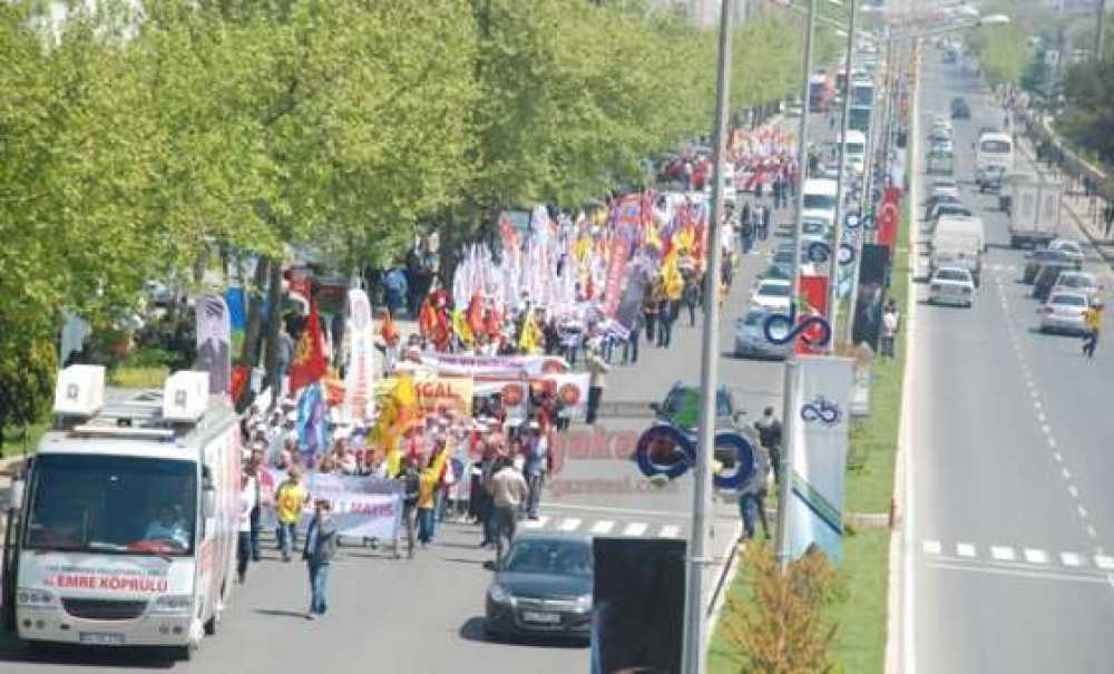 Çorlu`da 1 Mayıs Coşkusu