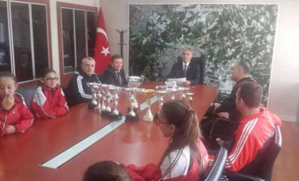 Pinhas'ın Şampiyon Kızlarından Kaymakam Kılıç'a Ziyaret