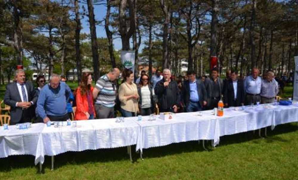 Ergene Belediyesi Personeli, 1 Mayıs'ı Piknikte Kutladı