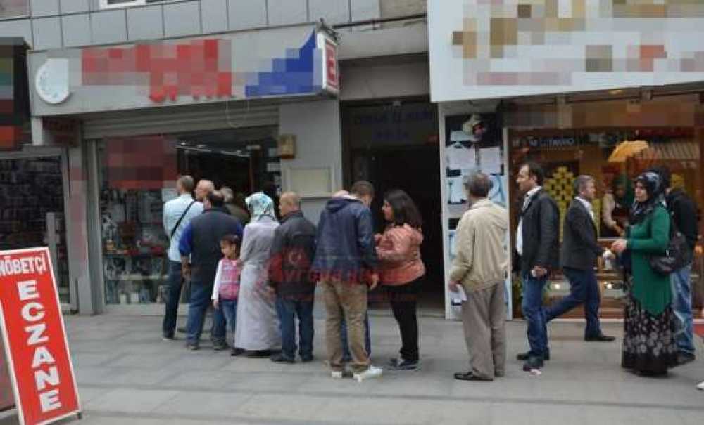 Bu Kuyruk Sizi Şaşırtacak!