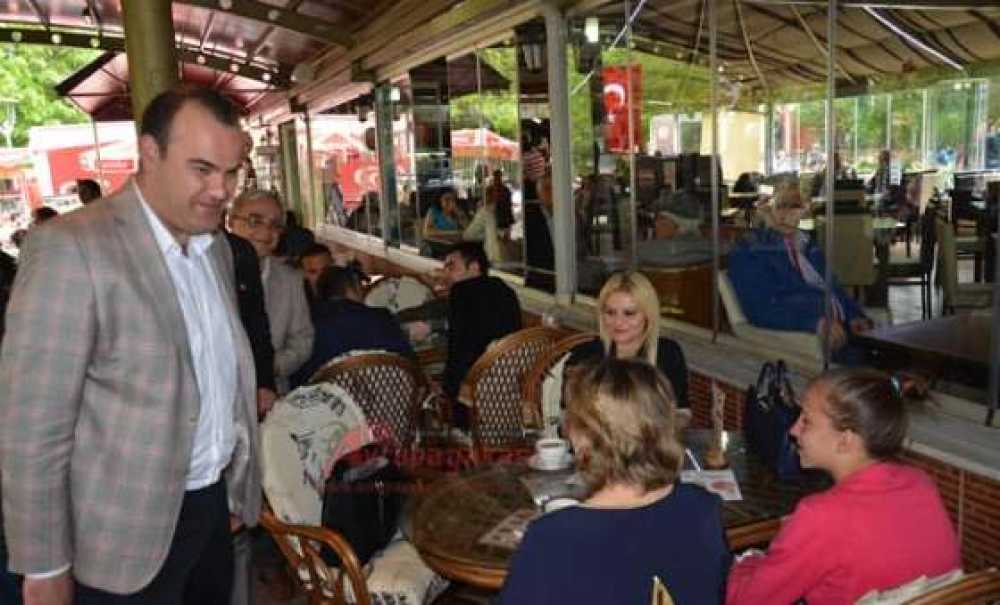 Chp Milletvekili Adayı Emre Köprülü Vatandaşlarla Buluştu