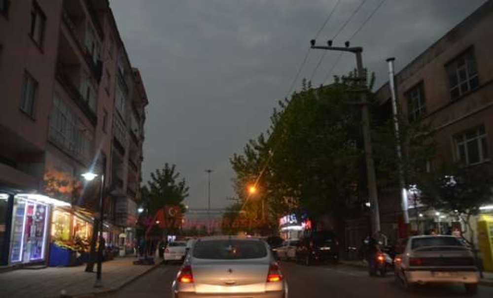 Yağmur Çorlu'yu Felç Etti