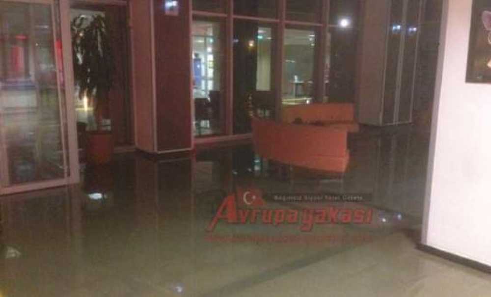 Yağmur Çorlu'yu Felç Etti