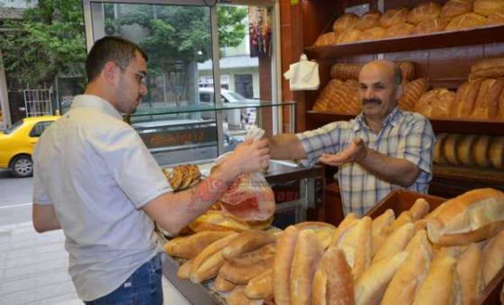 Askıda Ekmek Uygulaması İlgi Görüyor