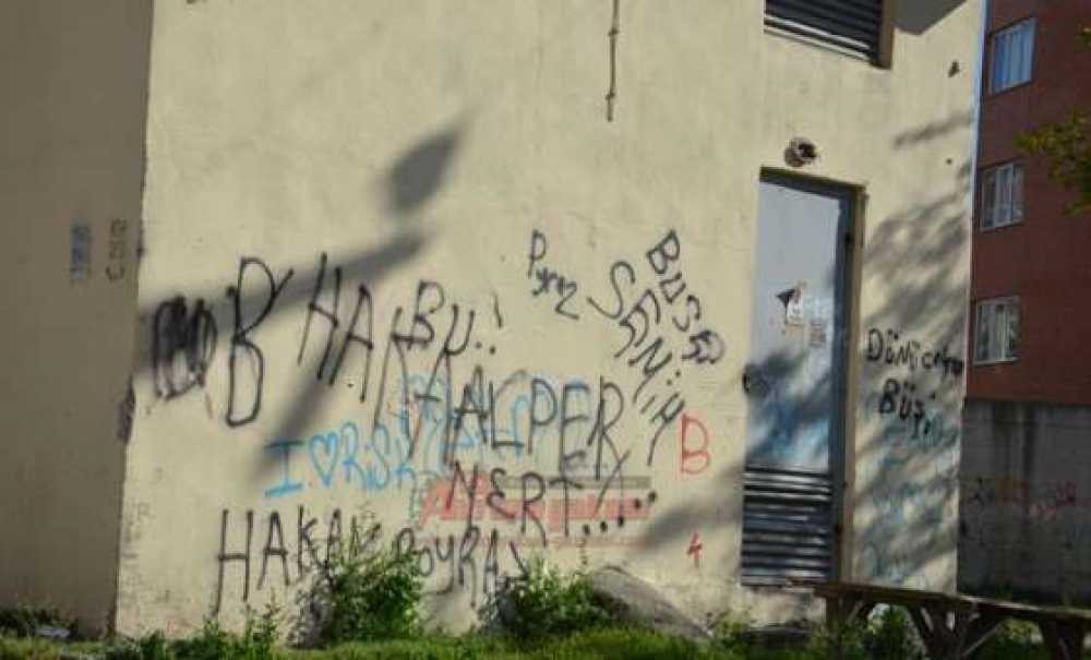 Güldüren Duvar Yazıları