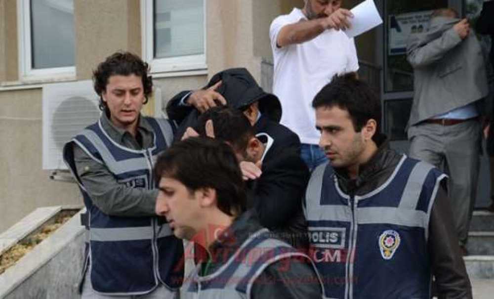 Tefecilik İddiası Ile 3 Kişi Gözaltına Alındı