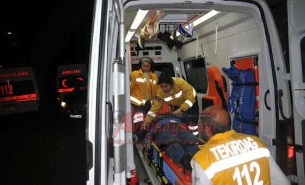 Çorlu`da Meydana Gelen Kazada 6 Kişi Yaralandı